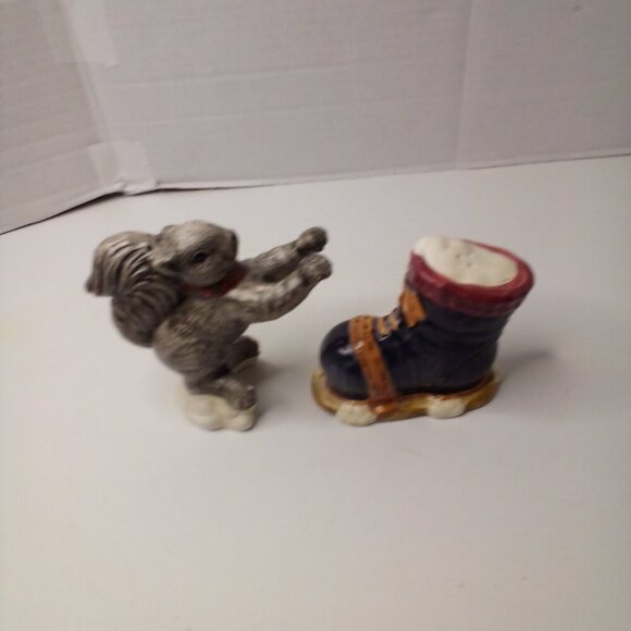 Squirrel Ice Skate Boot Salt Pepper Shakers Ceramic Chipped - Picture 4 of 16
